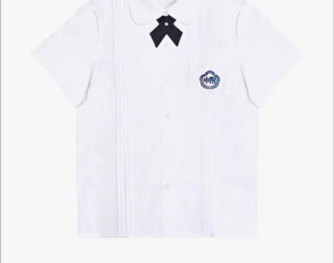 包邮出一套附中校服 l码（包含领结） 买来...