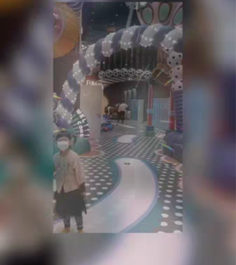 广州乐峰广场meland club一大一小...