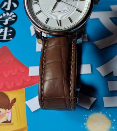 闲置飞亚达机械手表出售， 感兴趣的话点“我...