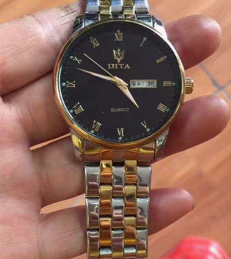 包邮刚刚收回来的手表，男装电子表，会走时，...