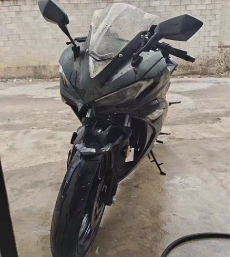 包邮黑武士一台,21-3出厂,4月上牌,手...