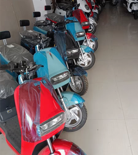 包邮国威各款踏板车优惠处理了超低价需要来聊...