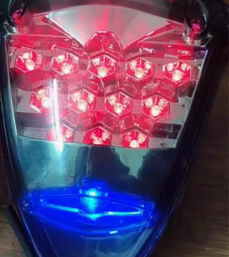 飞鹰鬼火一代LED尾灯，改装台湾koso尾...