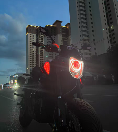 包邮才买一个月不到新车，小猴z6电摩，改装...