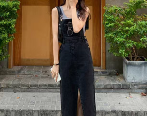 转卖黑色牛仔背带裙女夏薄款轻熟风韩版宽松减...