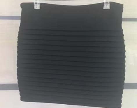 包臀裙 荷叶边裙 共五条，材质适合于秋冬季...