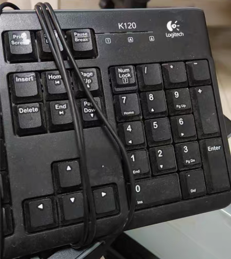 logitech罗技键盘k120，公司倒闭...