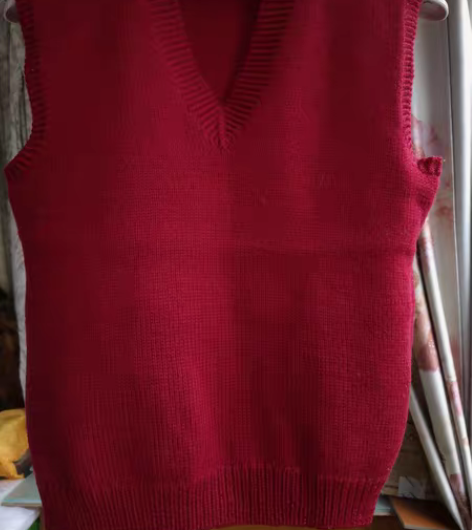 包邮手工编织纯毛背心。肩宽43胸围86身长...