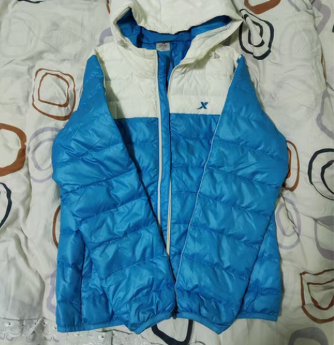 特步男/女款羽绒服（男女皆可穿） 以前线下...