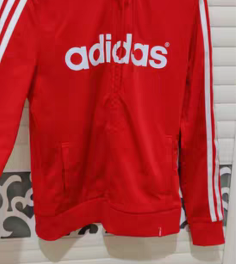 品牌：Adidas/阿迪达斯 领型：竖领 ...