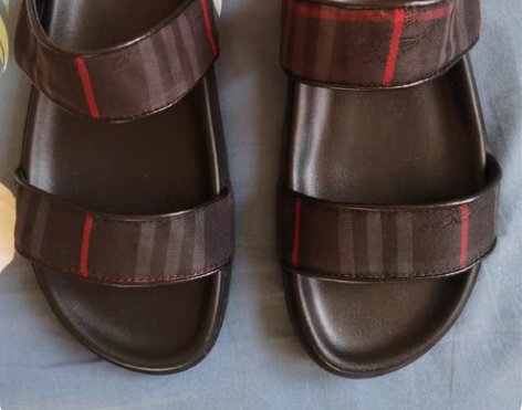 男士全新拖鞋 适合41/42/43脚，内长...