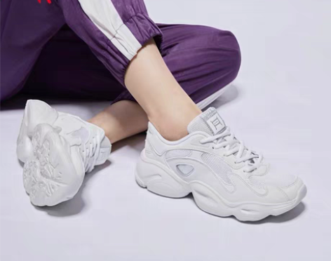 包邮清鞋柜!乔丹老爹鞋女鞋网面透气跑步鞋休...