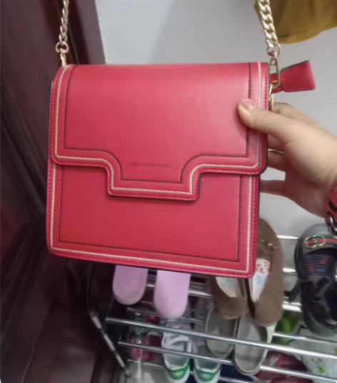 红蜻蜓,女包百搭简单小方包 材质:PU 大...