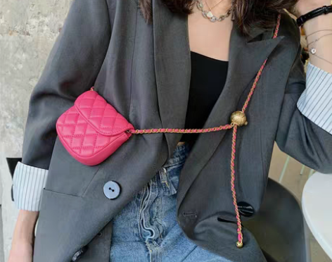 转卖羊皮mini小香风链条小包包女秋冬转运...