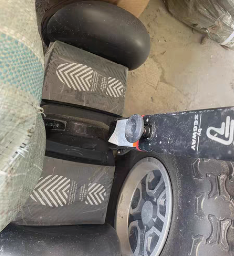 九号平衡车,9.9新,一直放着,30km续...