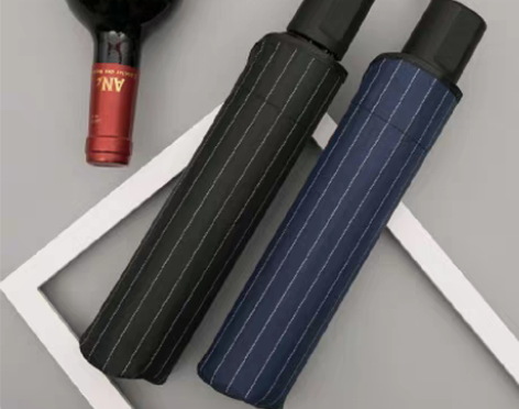 包邮雨伞十骨折叠双人大号低价处理！复古条纹...