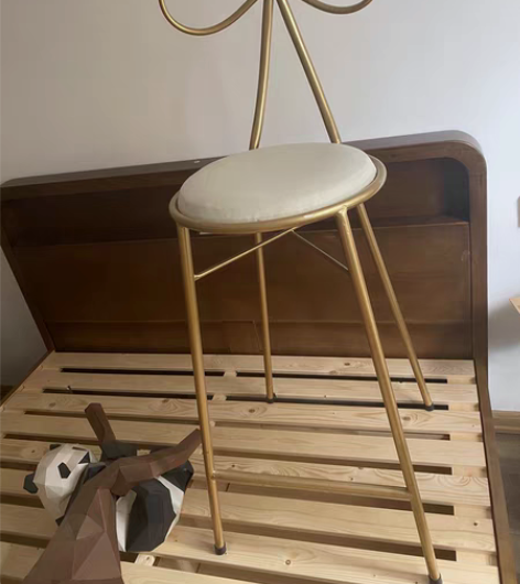 两把高脚椅，80一把。两把150。西安市未...