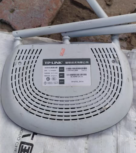 tp路由器完好 感兴趣的话点“我想要”和我...