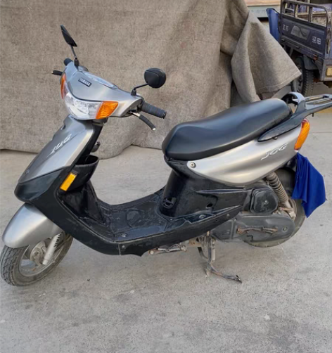 转让自己骑的雅马哈巧格摩托车！成色9成新以...