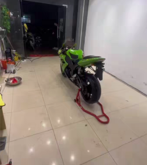 川崎zx-10r好车不多说 一档一百多不要...