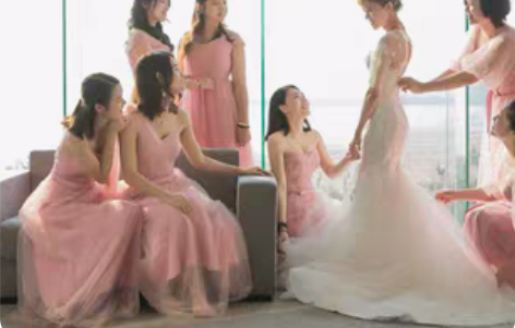 包邮小拖鱼尾婚纱(婚纱馆样衣)8成新 S号...