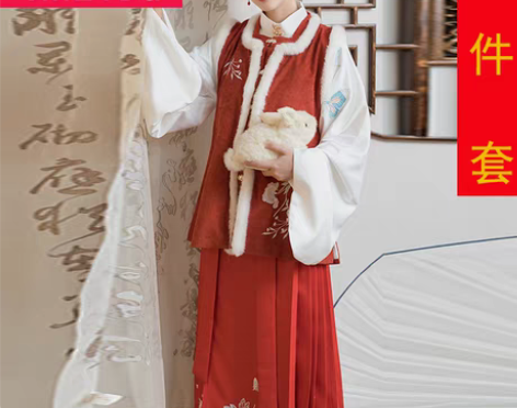 转卖【狂欢价】全新明制比甲三件套马面裙汉服...