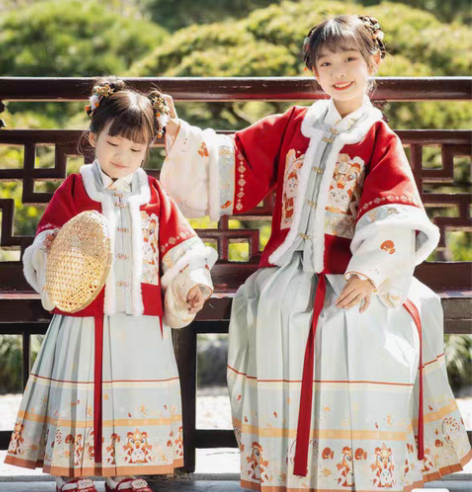 乌扣.兔儿爷 女童拜年服冬季儿童中国风过年...