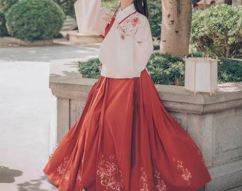 转卖汉尚华莲汉服女正品 日常现货包邮 s码...