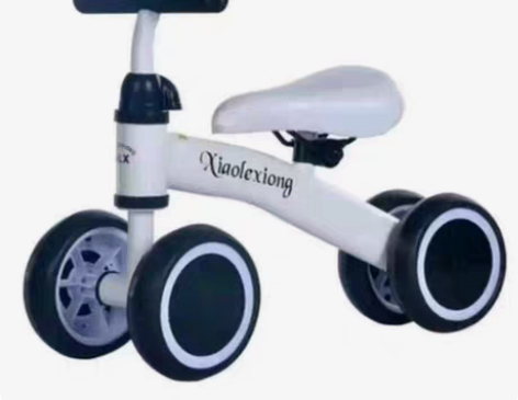 包邮全新包邮儿童四轮滑行车平衡力小孩无脚踏...