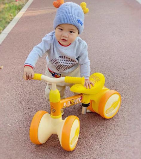 包邮【闲置处理乐的同款小黄鸭平衡车】 培训...