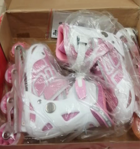 旱冰鞋，美洲狮名牌，38至41码，特价清货...