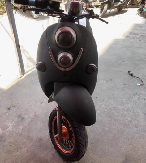 出一台闲置二手电动车，小龟车，8成新，60...