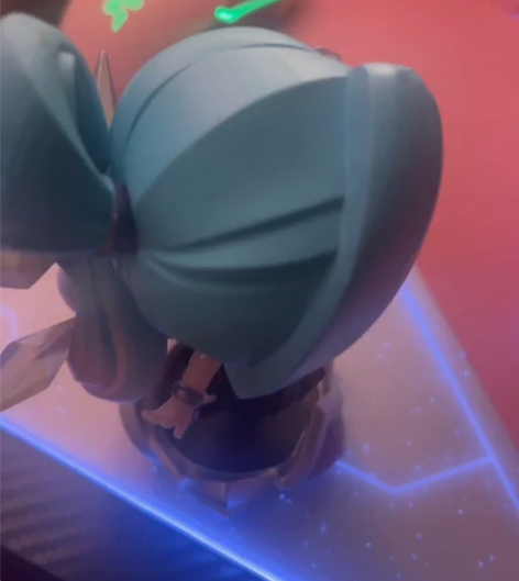 包邮萨勒芬妮手办 没有头像别问了 官网购买...