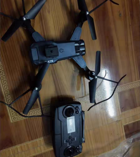 包邮工厂倒闭168元特价处理  成人无人机...