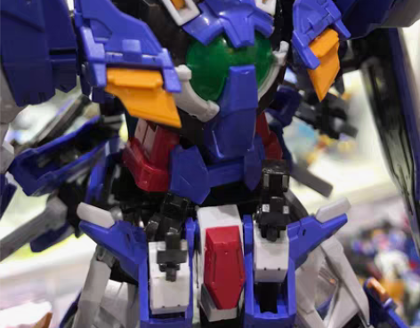 国产大班高达雪崩能天使mg1：100，实体...