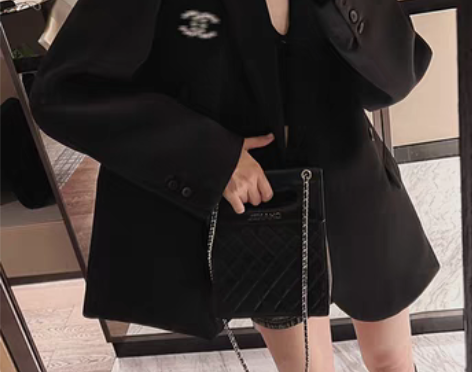 转卖IN MIMIFACE 西装外套女春季...