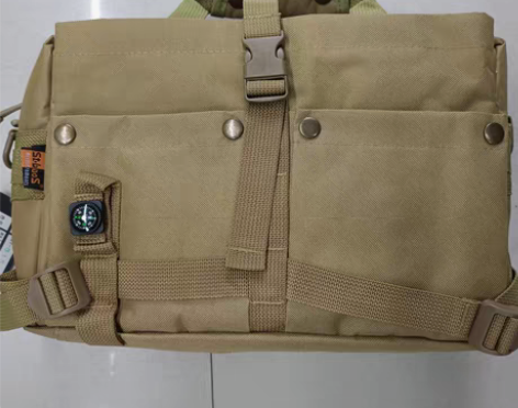 包邮指南针电脑 户外军迷电脑包 战术挎包手...