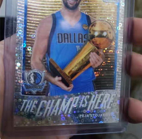 包邮帕尼尼 球星卡 斯托贾科维奇 夺冠 泡...