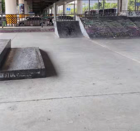 武汉 滑板 教学，平地基础，上泵道，还有进...