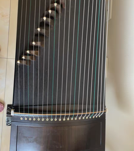 古筝，音色好，本地自取，非诚勿扰 感兴趣的...