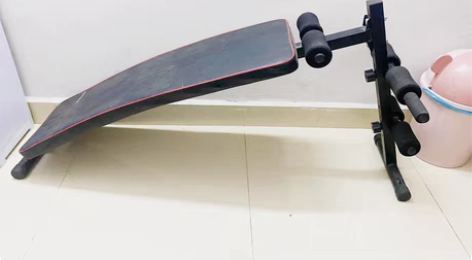 包邮仰卧起坐健身器材家用固定脚器折叠仰卧板...