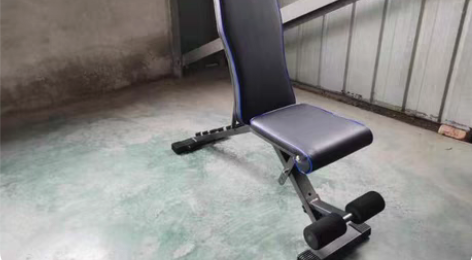 全新哑铃凳 全新全新全新 只有一个 不包邮...