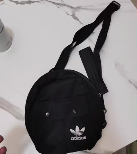 运动休闲包   男女通用  adidas ...
