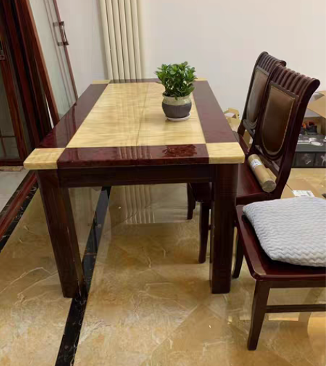 （一桌两椅）大理石桌面实木桌腿，送两把实木...