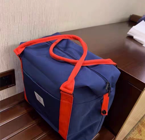 包邮亏本处理，一批旅行包待产包行李袋收纳袋...