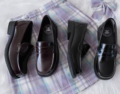 转卖栗原熊 小方熊现货 圆方头jk制服鞋高...