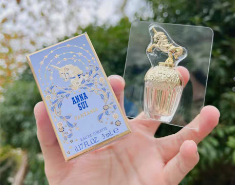 包邮安娜苏筑梦天马！ 像奶油蛋糕香甜可爱，...