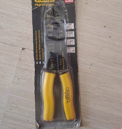 史丹利多功能剥线钳压线钳9寸 感兴趣的话点...