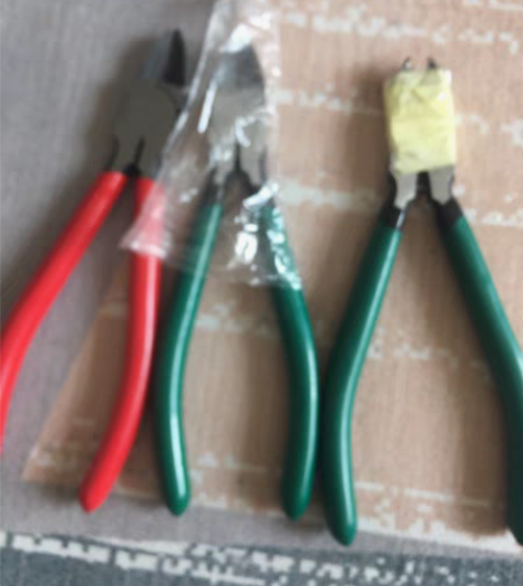 包邮几把用不着的尖嘴钳 全部新的 42包邮...