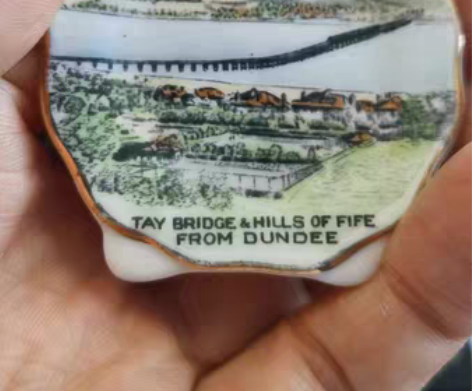 英国Coalport (科尔波特)名瓷摆件...